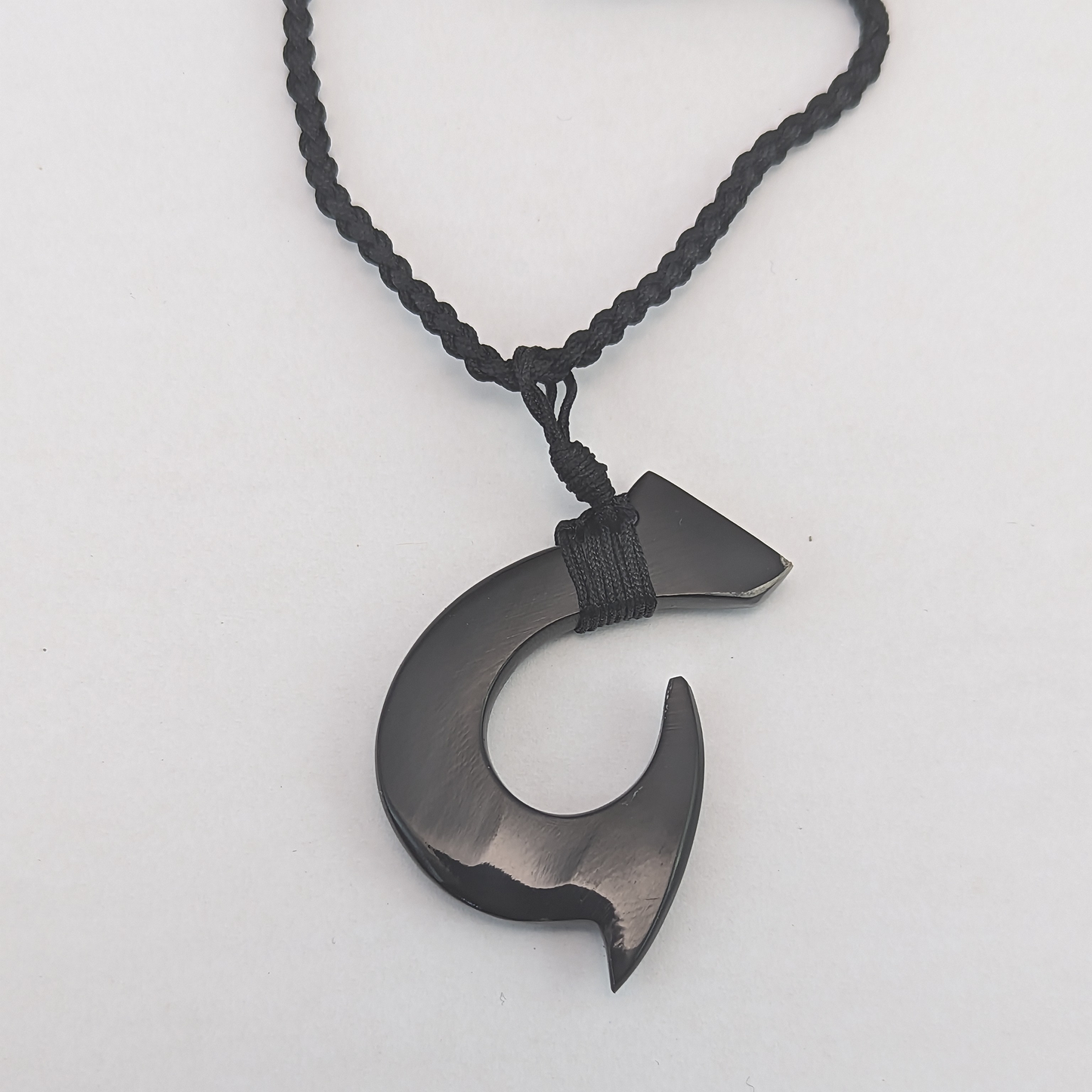 Collier "Hameçons" en bois