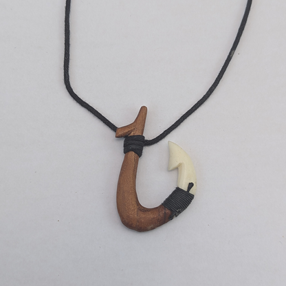 Wooden "Hooks" necklace 